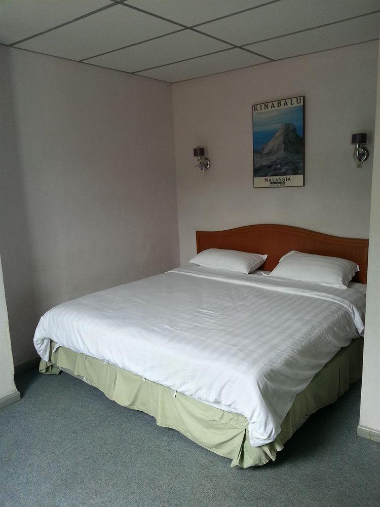 Century Hotel Kota Kinabalu Dış mekan fotoğraf