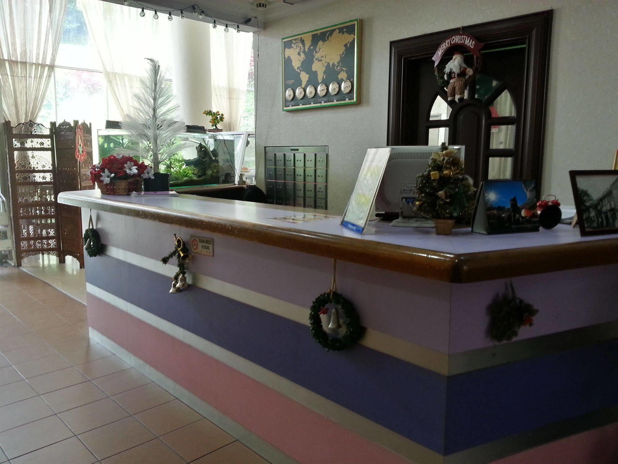 Century Hotel Kota Kinabalu Dış mekan fotoğraf